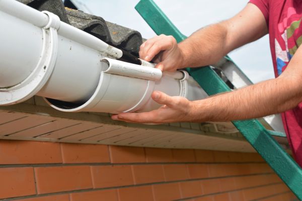 Cost of Large Gutter Repair in Longview